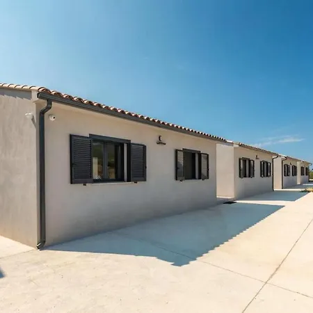 De 2 Chambres A Palasca A 100 M De La Avec Piscine Privee Jardin Amenage Et Wifi ヴィラ *
