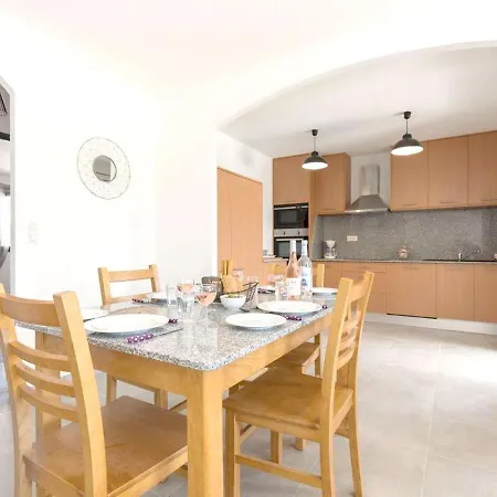 De 2 Chambres A Palasca A 100 M De La Avec Piscine Privee Jardin Amenage Et Wifi ヴィラ